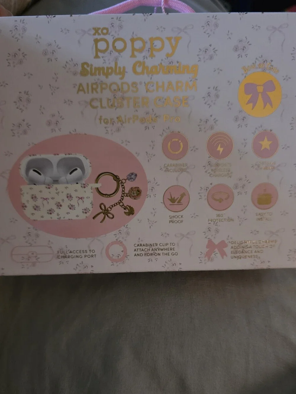 Poppy Simply Charming AirPods Pro Charm Case & Charmz - White & Pink